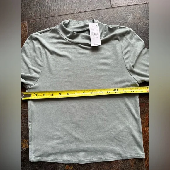 New PacSun long sleeve sage green mock neck tee shirt. Size small - Picture 7 of 9